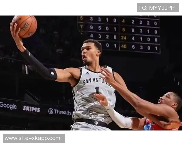 卡斯尔：全力阻挡雷霆快攻让他们陷入半场对抗战