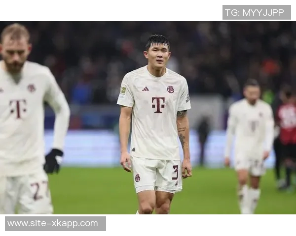 图片报评拜仁本场表现卡尔表现最佳斯坦尼西奇金玟哉评分最低