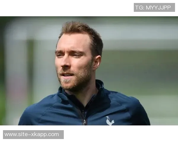 国米球探现场考察小罗比尼奥将与其经纪人进行深入洽谈